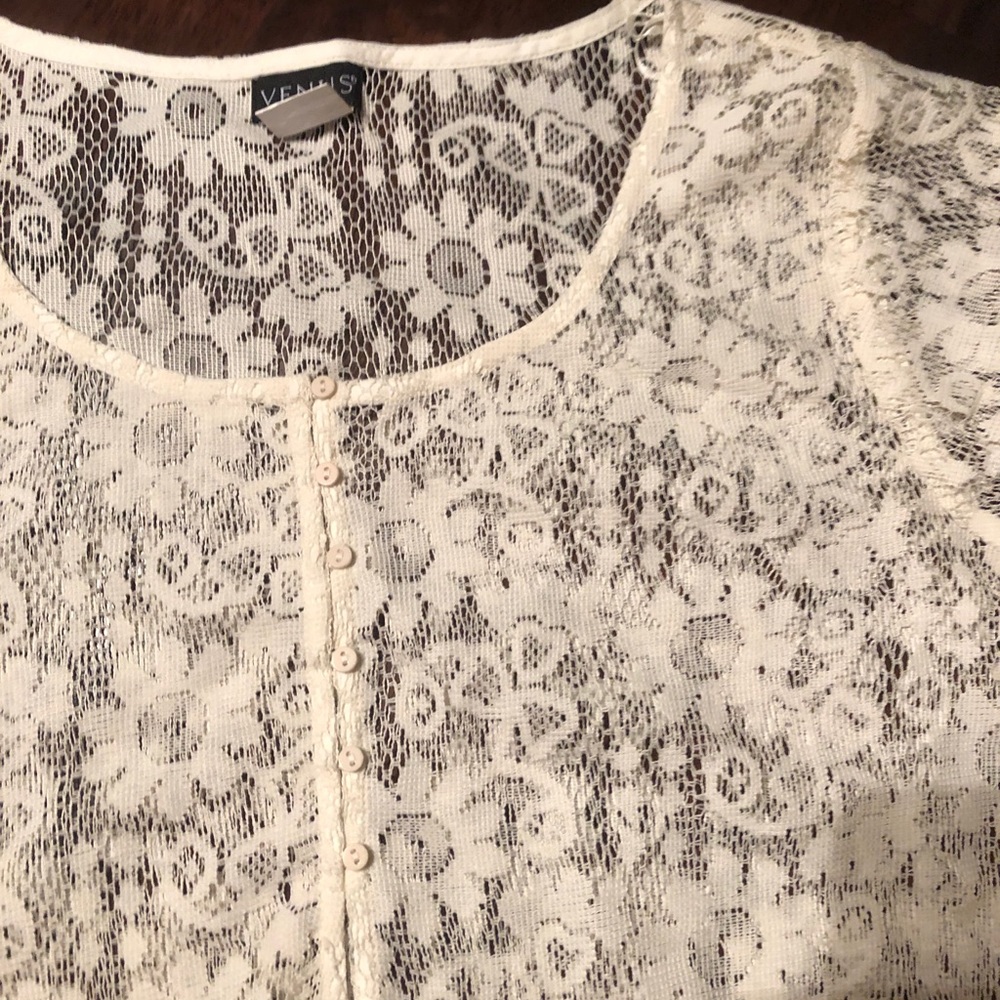 Lace blouse - Picture 4 of 6